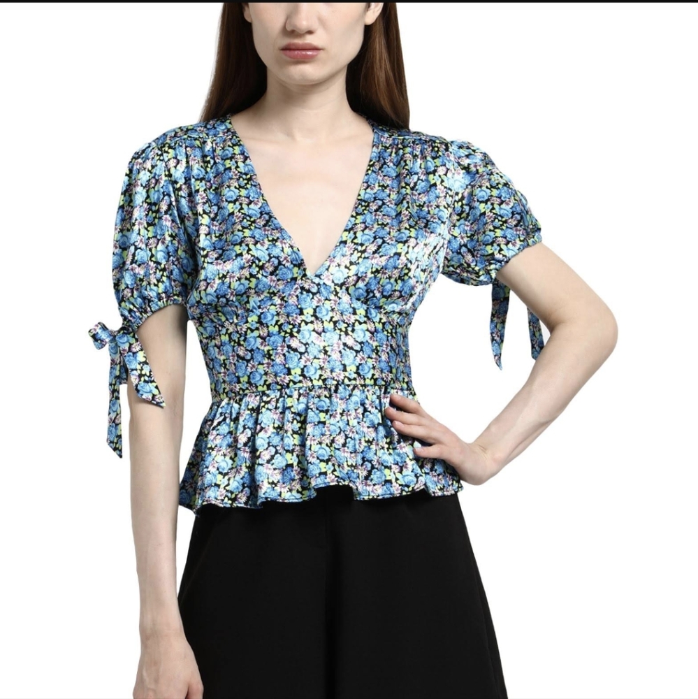 NWOT TopShop Blue Green and Black Floral Peplum Top Size 4 - BOGO ITEM